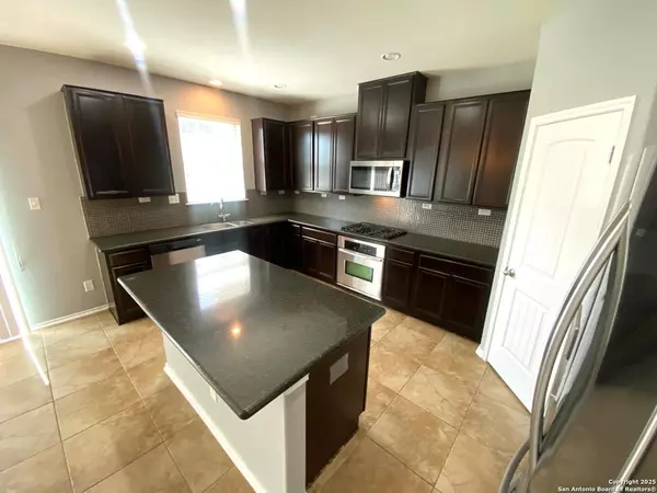 San Antonio, TX 78258,21227 Cinch