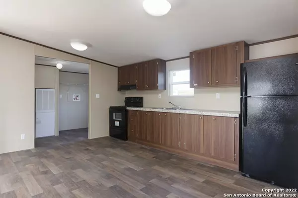 St Hedwig, TX 78152,5073 Abbott Rd