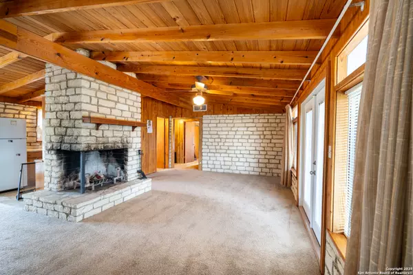 Canyon Lake, TX 78133,725 Canyon Circle