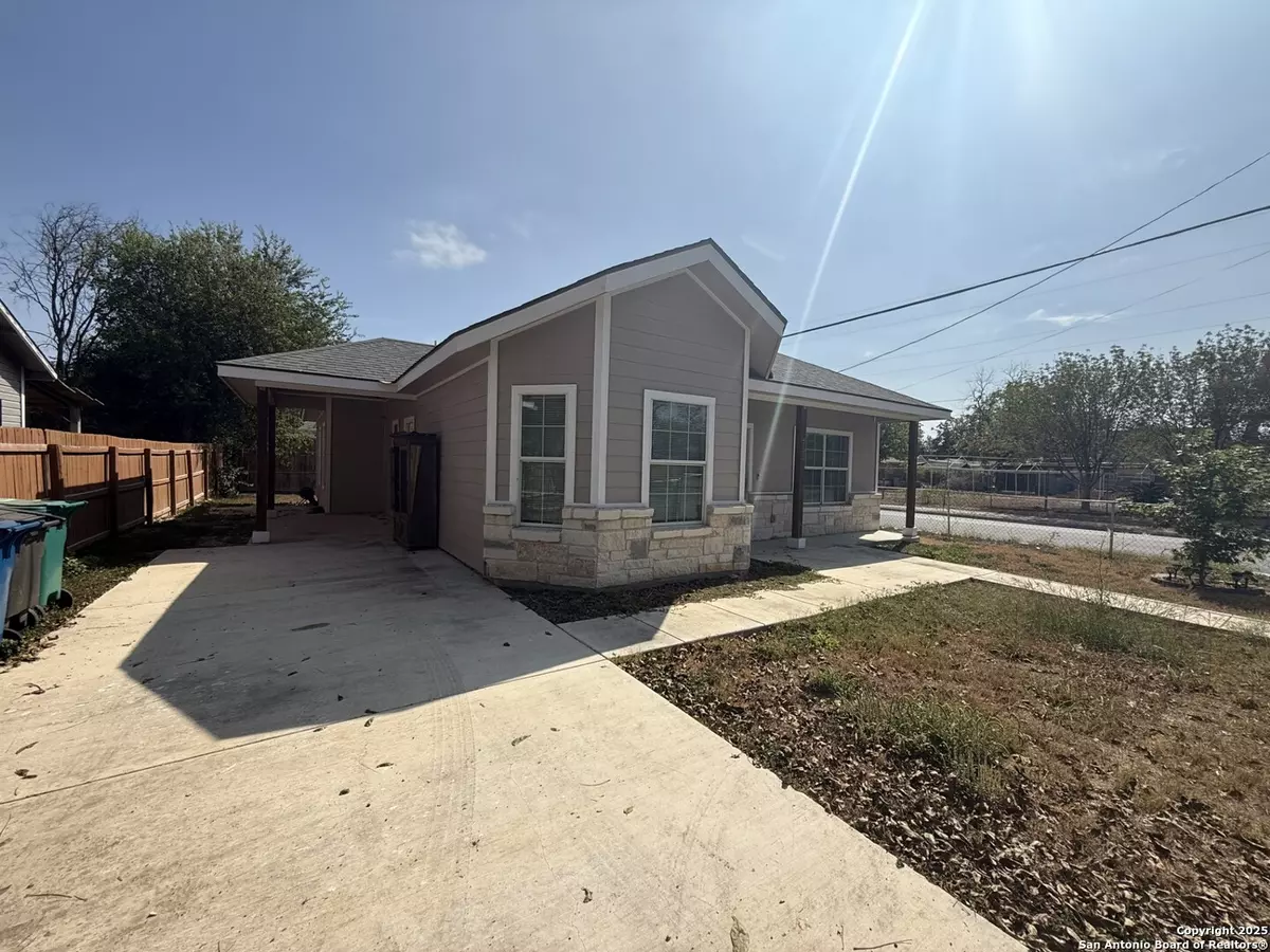 San Antonio, TX 78237,752 S S San Manuel