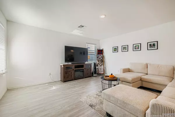 San Antonio, TX 78223,13919 Weir Pl