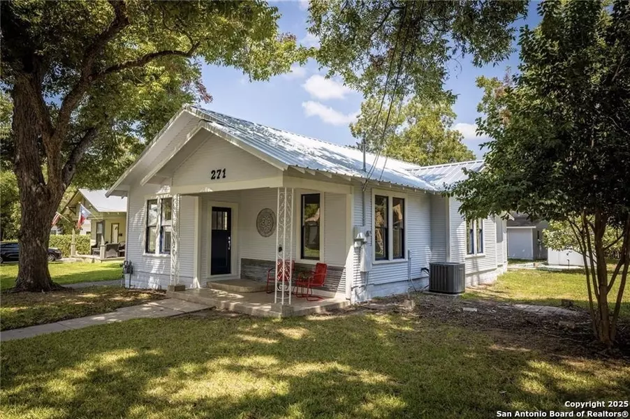 271 Willow Avenue, New Braunfels, TX 78130