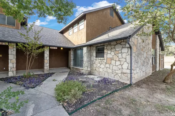 401 Thetford, San Antonio, TX 78254
