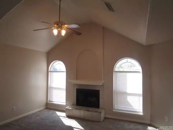 San Antonio, TX 78222,3530 Horizon Lake