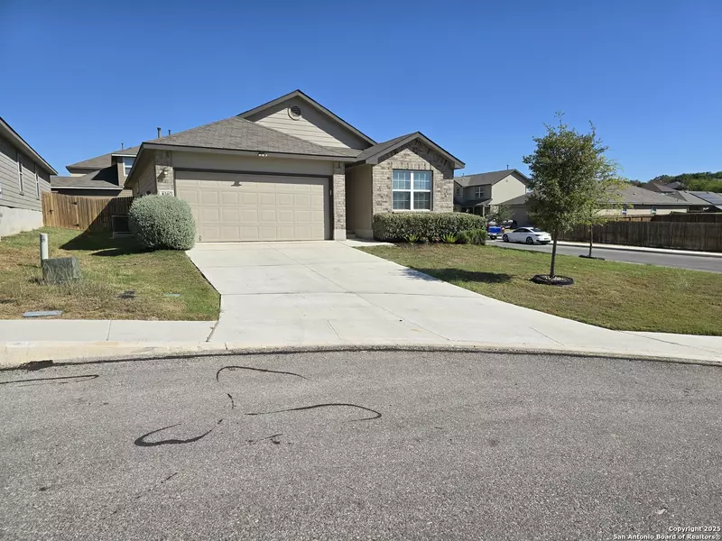 8207 TORTOISE TRL, Converse, TX 78109-1285