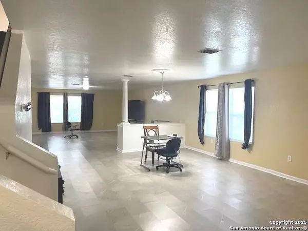 San Antonio, TX 78218,7431 Monets