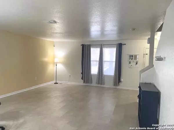 San Antonio, TX 78218,7431 Monets