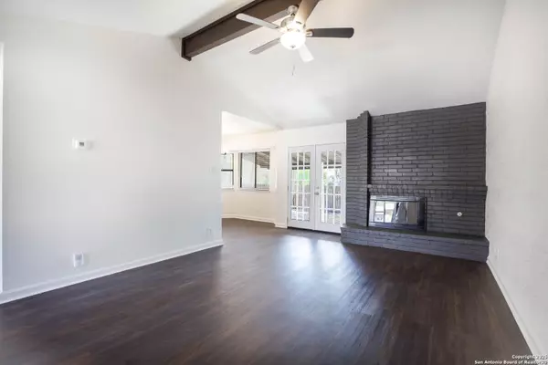 San Antonio, TX 78244,7506 Lincoln Village