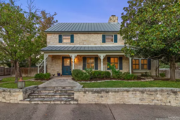 612 San Antonio St, Fredericksburg, TX 78624