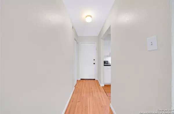 San Antonio, TX 78209,8038 broadway UNIT 123