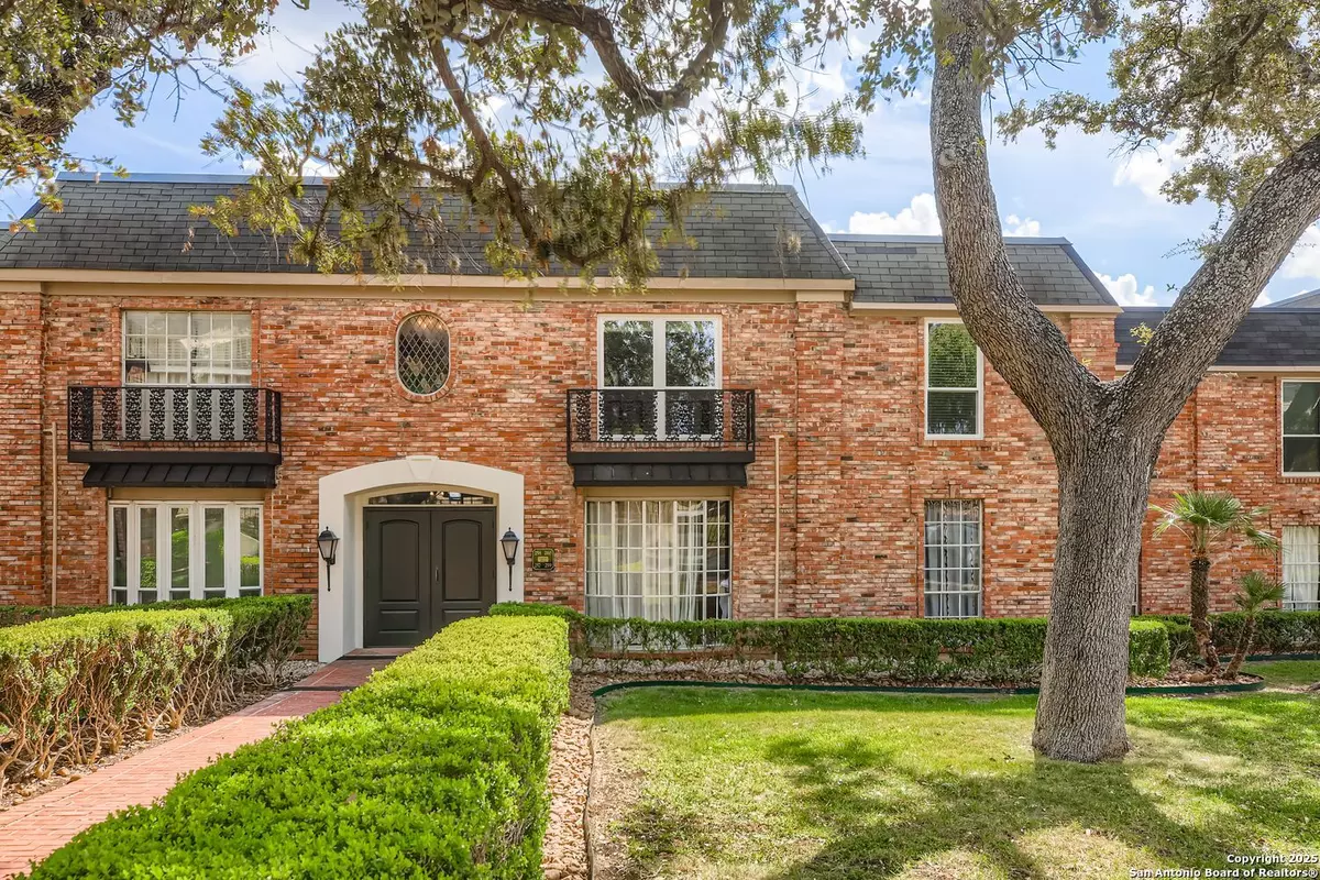 San Antonio, TX 78229,7500 Callaghan UNIT APT 260