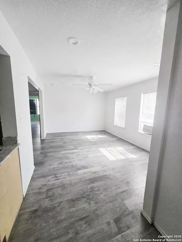 San Antonio, TX 78210-5030,1519 STEVES AVE