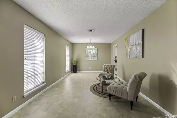 Universal City, TX 78148,112 Suncliff
