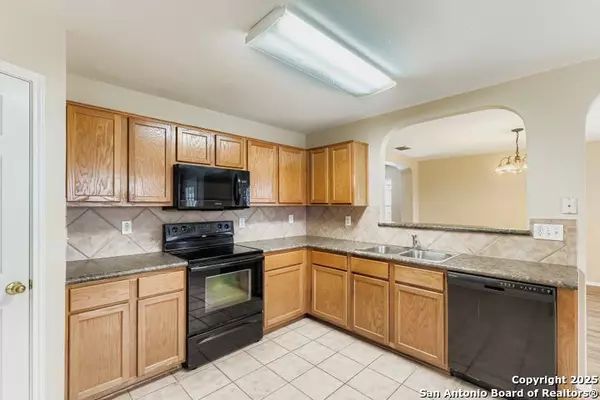 Universal City, TX 78148,9034 Barkwood