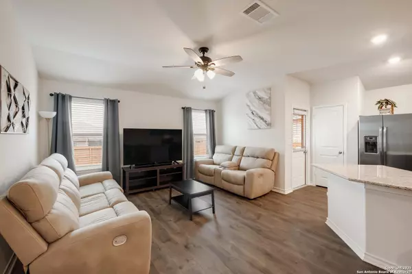 San Antonio, TX 78252,6534 Hoffman Plain