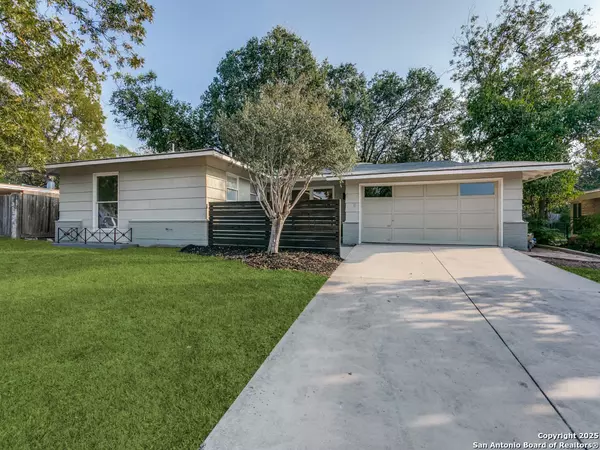 2022 Edgehill Dr, San Antonio, TX 78209