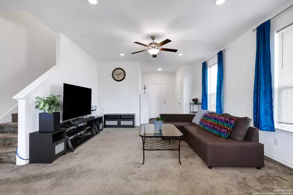 San Antonio, TX 78252,7147 Dulce Meadow