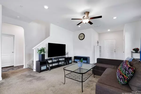 San Antonio, TX 78252,7147 Dulce Meadow