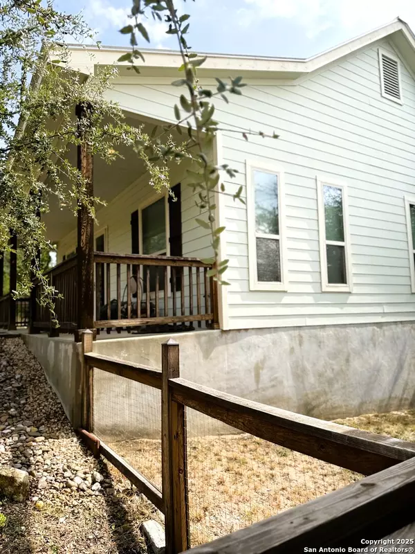 Lakehills, TX 78063,186 Lakeview