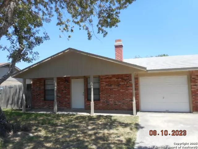 1036 Orts UNIT A, Pleasanton, TX 78064