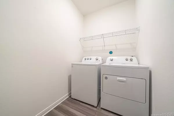 San Antonio, TX 78253,7518 Boa Hollow