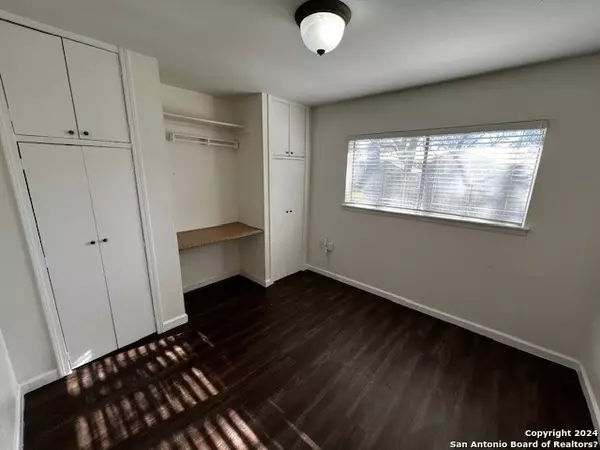 San Antonio, TX 78233,11902 Las Vegas