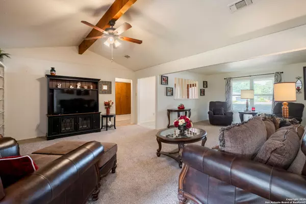 Kerrville, TX 78028,305 Candice Dr