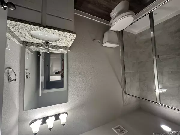 San Antonio, TX 78249,13326 Rowdy Cove UNIT 102