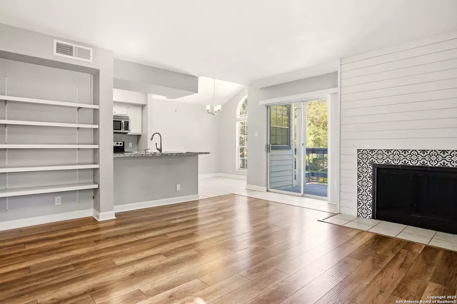 11311 SIR WINSTON ST UNIT 308, San Antonio, TX 78216-2479