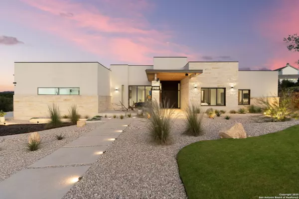 24108 Tres Arroyos, San Antonio, TX 78255