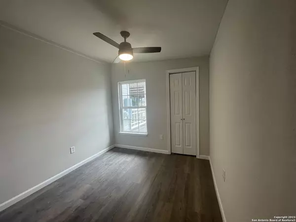 San Antonio, TX 78201,403 cornell UNIT B