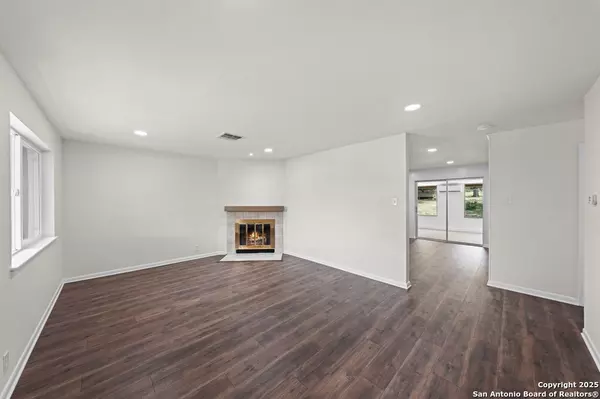 Kerrville, TX 78028,1122 Nancy Beth Dr.