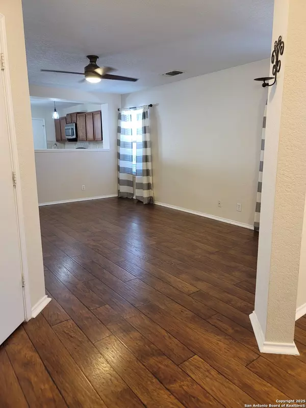 San Antonio, TX 78247,4923 Bending Elms