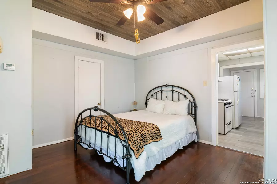 814 magnolia, San Antonio, TX 78212