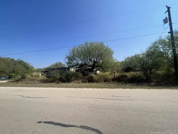 20770 Spanish Grant Rd, San Antonio, TX 78264