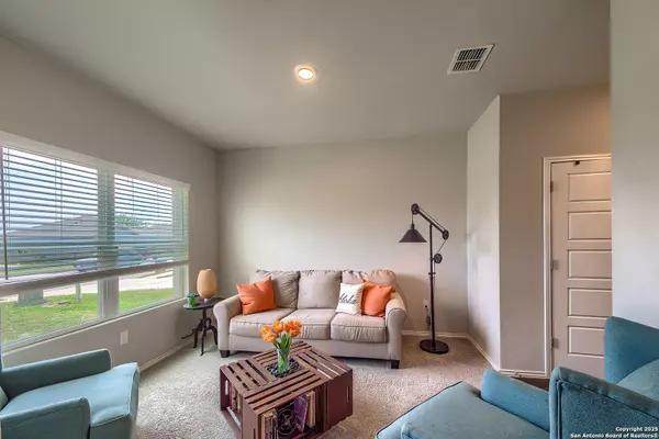 San Antonio, TX 78224,2011 Fishing Stone