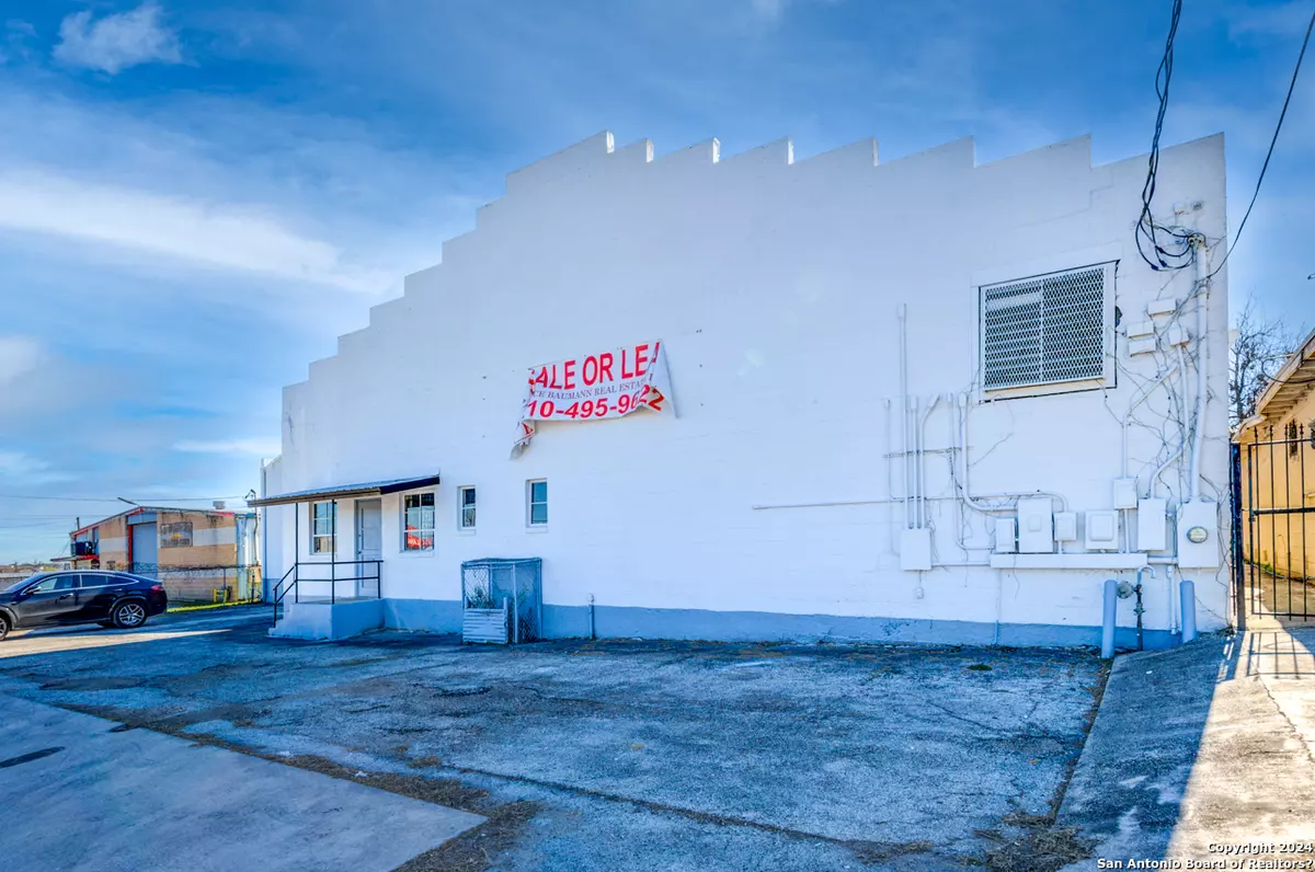 San Antonio, TX 78202,2930 Houston