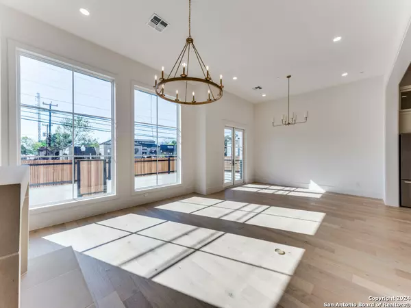 San Antonio, TX 78212-1727,103 WILDWOOD UNIT B