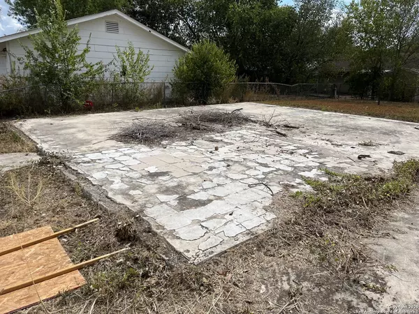 San Antonio, TX 78242,5730 Broken Lance