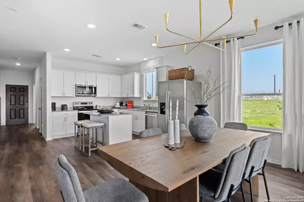 San Antonio, TX 78124,426 White Heron Way