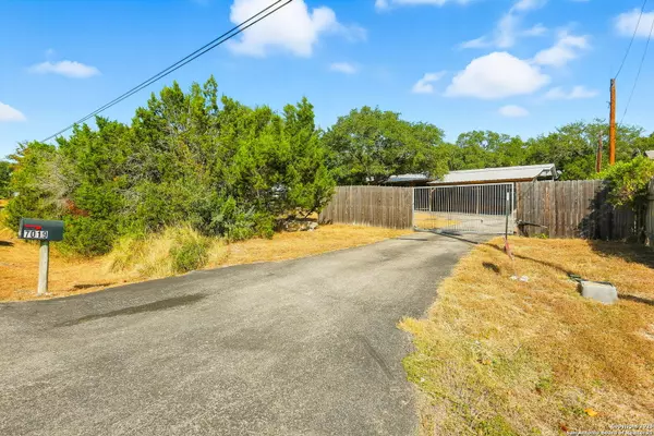 Spring Branch, TX 78070-3901,7019 Broken Arrow