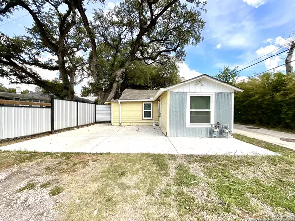 San Antonio, TX 78210-3623,1000 KAYTON AVE