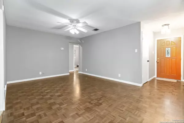 San Antonio, TX 78229,4703 Lorelei