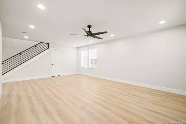 San Antonio, TX 78261,24615 Corral Gables