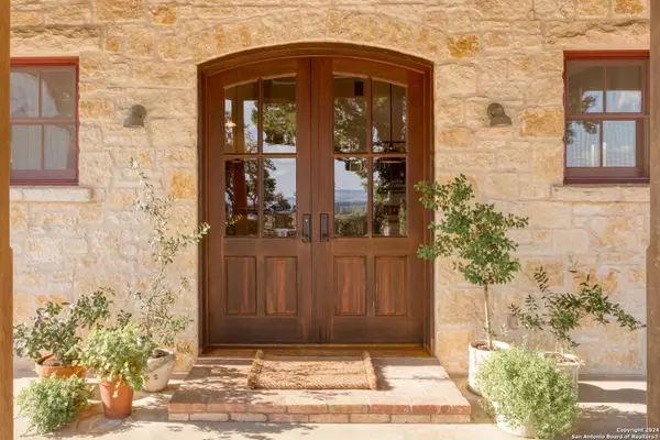 Fredericksburg, TX 78624,309 Ridgeview Drive