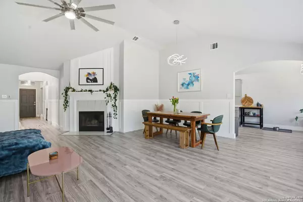 Schertz, TX 78154,1596 Osage