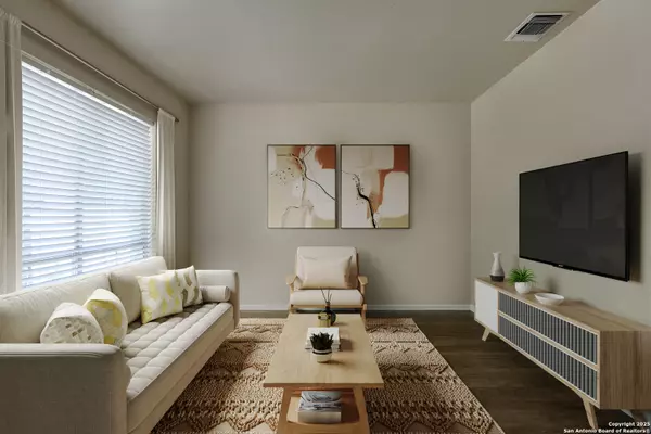 Live Oak, TX 78233,210 Lost Forest