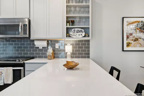 San Antonio, TX 78204,330 Clay St UNIT 26