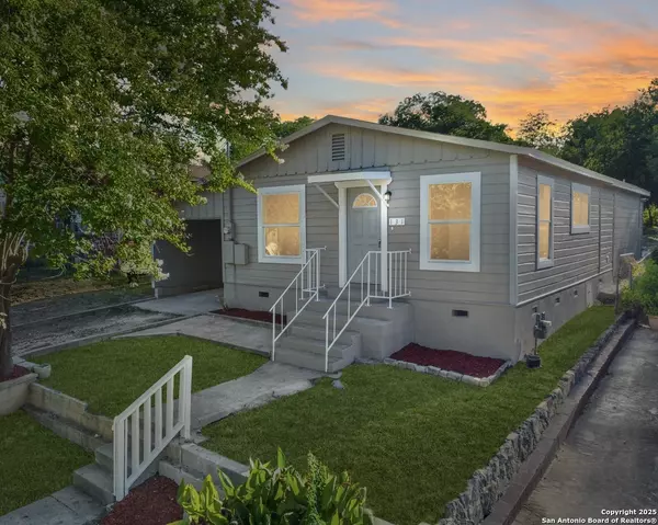 131 Los Arboles, San Antonio, TX 78214