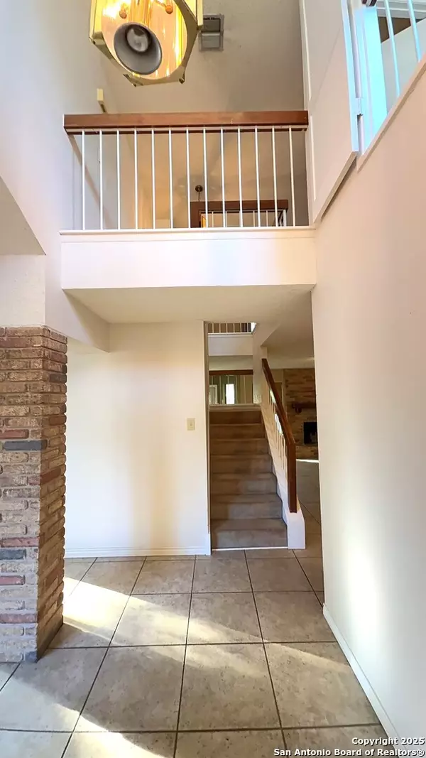 San Antonio, TX 78249,6042 Spring Time